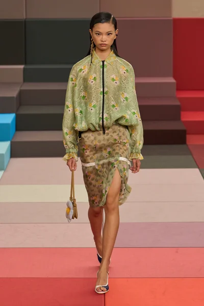 Look 65